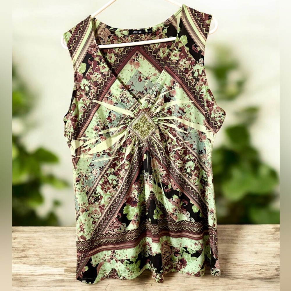 Women's Multicolor Sleeveless Top